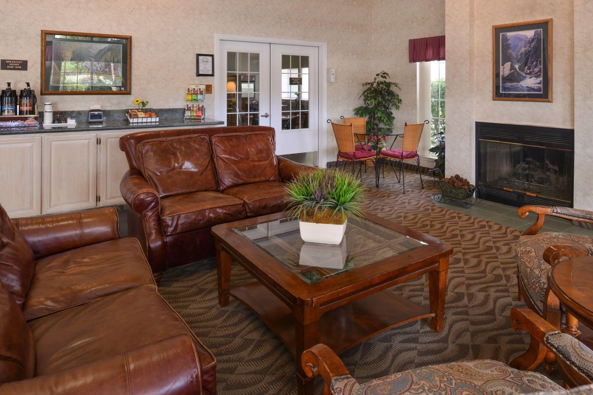 Red Lion Inn & Suites Cathedral City Palm Springs Экстерьер фото