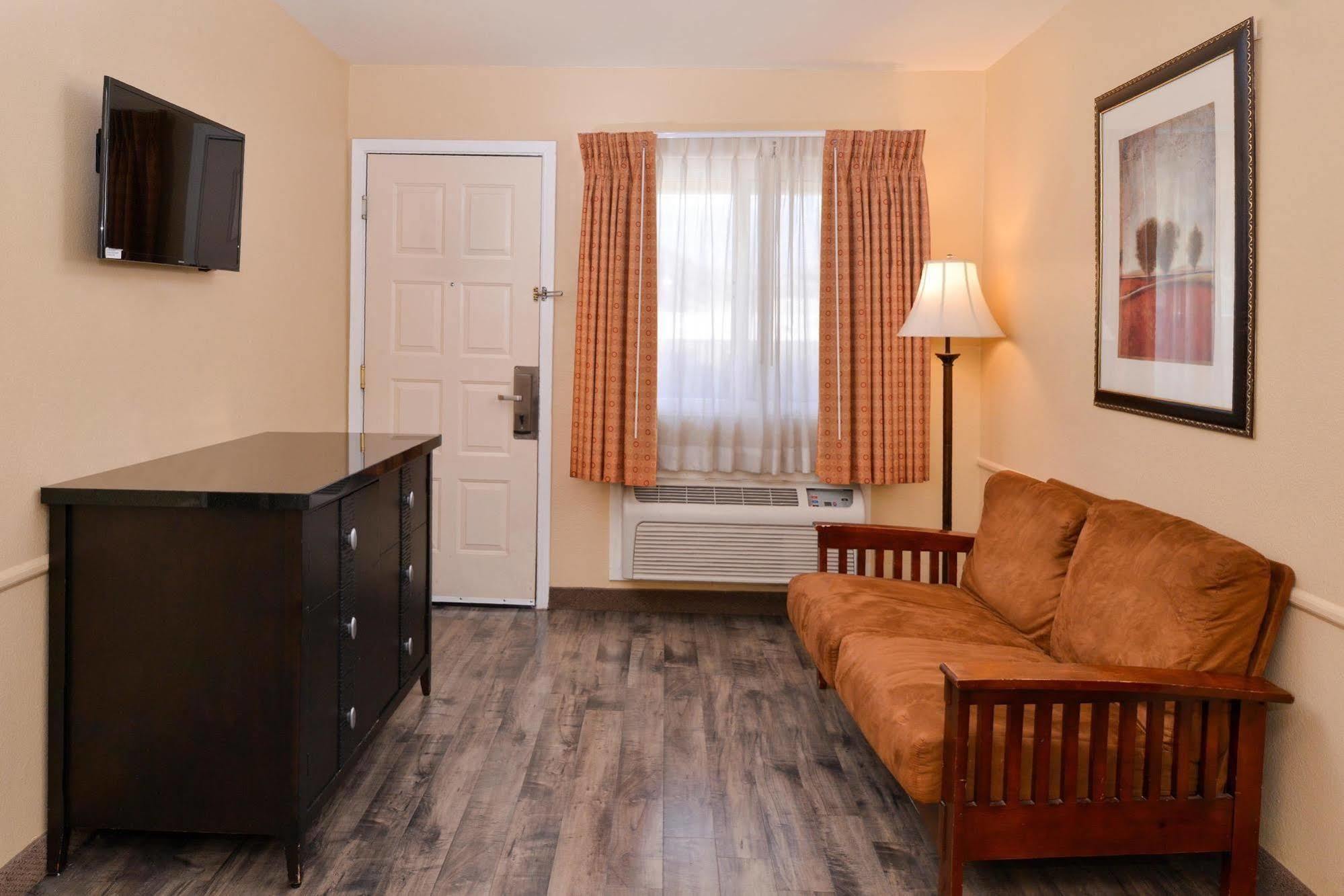 Red Lion Inn & Suites Cathedral City Palm Springs Экстерьер фото