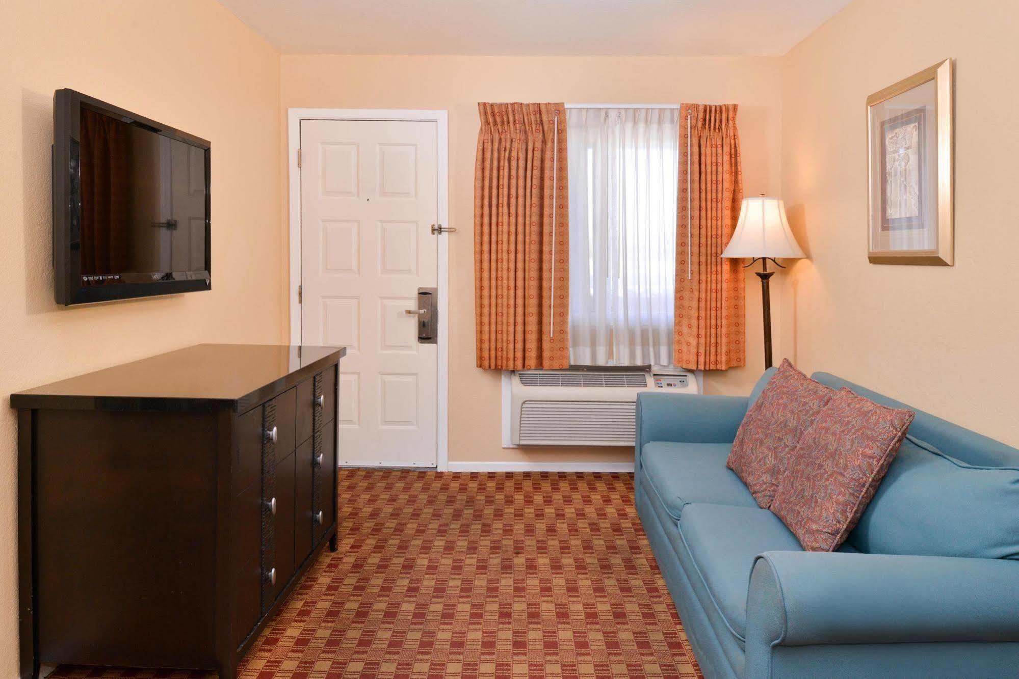 Red Lion Inn & Suites Cathedral City Palm Springs Экстерьер фото