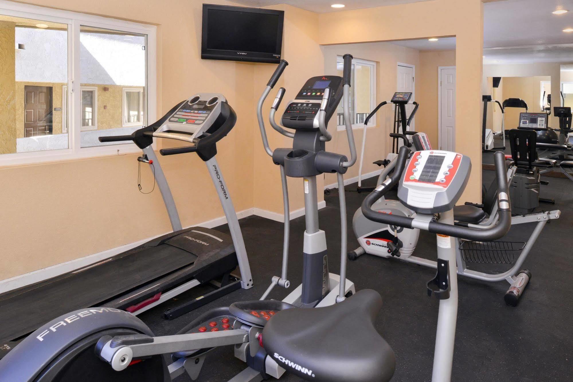 Red Lion Inn & Suites Cathedral City Palm Springs Экстерьер фото