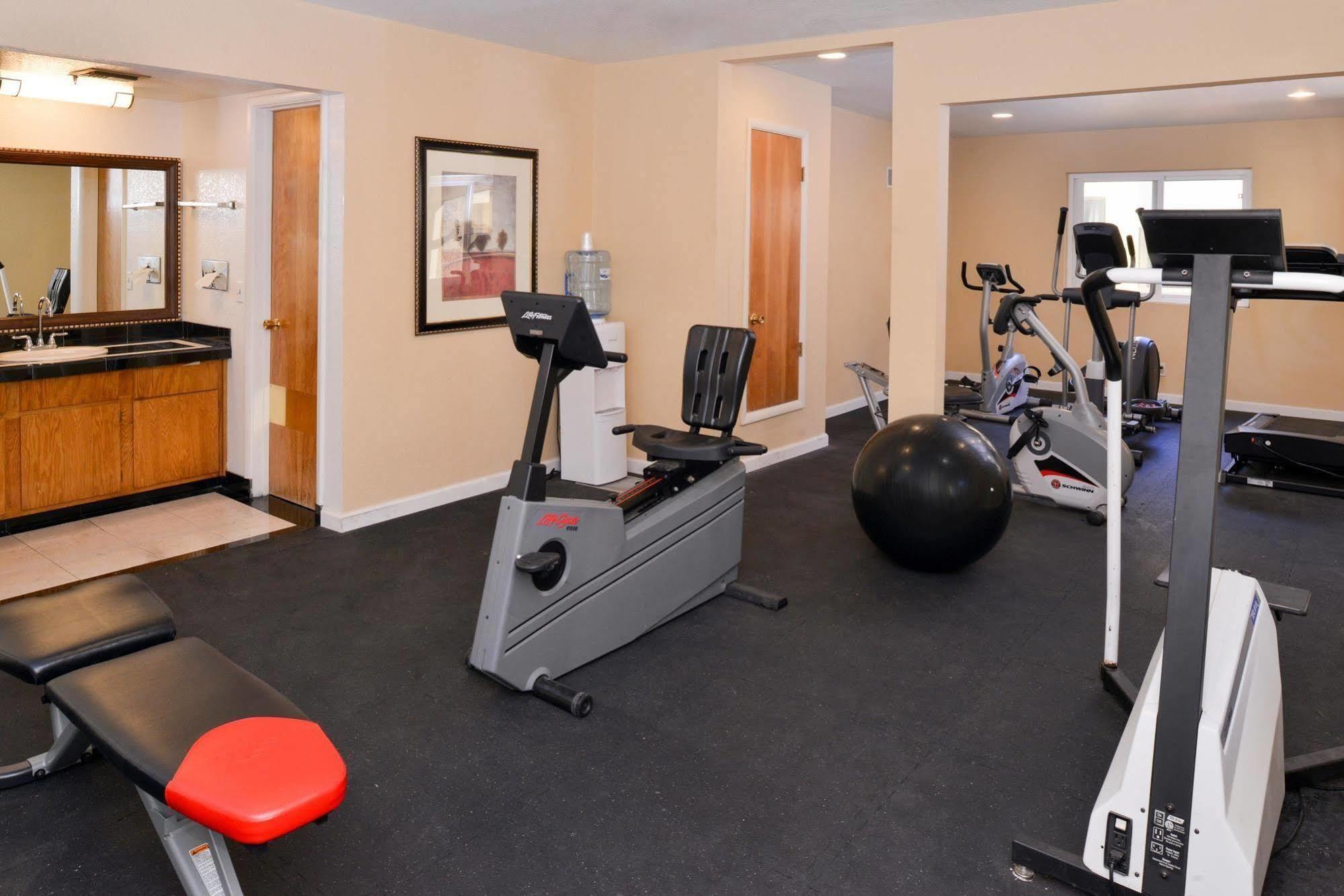 Red Lion Inn & Suites Cathedral City Palm Springs Экстерьер фото